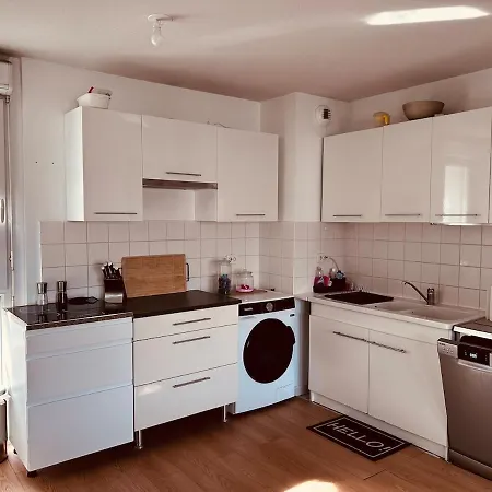 Apartment T3 Avec Grand Balcon