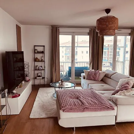 Apartment T3 Avec Grand Balcon Bordeaux